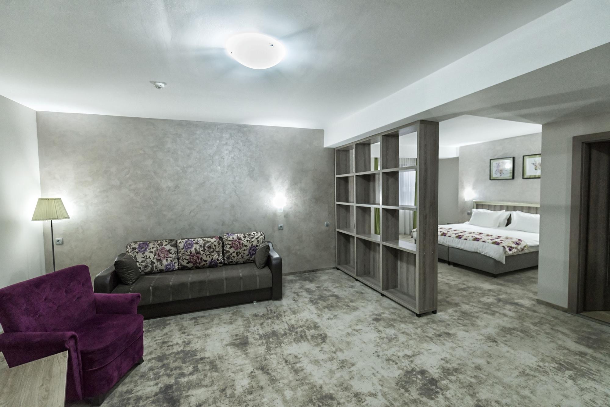 Prestige Boutique Hotel 4*